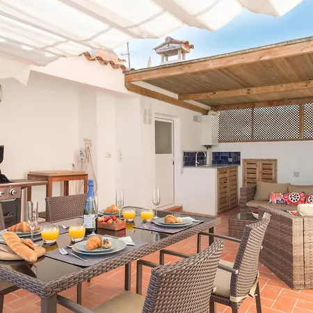 Atico Familiar Renovado Frente Al Mar Con Terraza Y Vistas Panoramicas En - Es-332-2 Apartment *